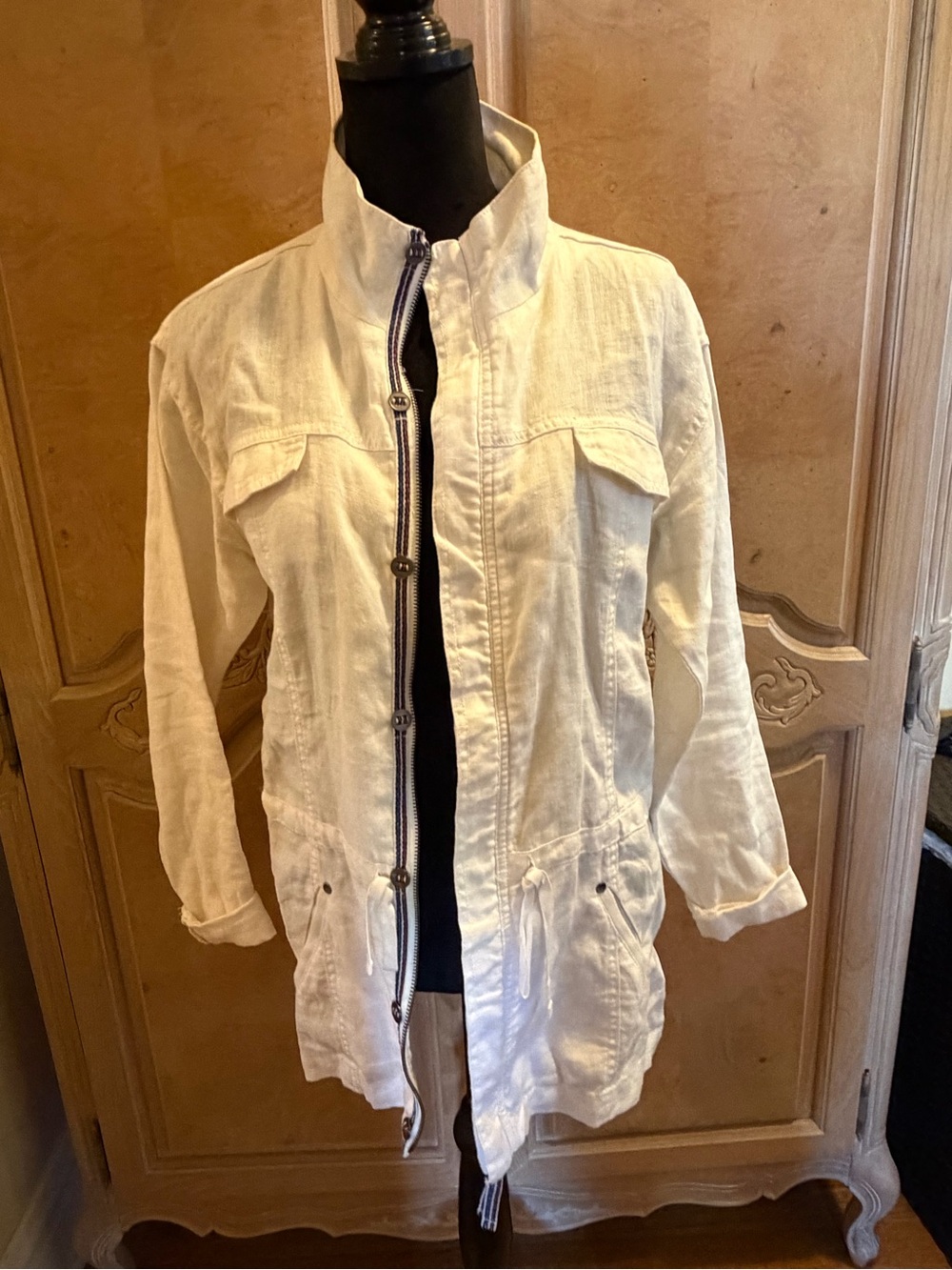 Michael Stars Cream Linen Jacket with Black Logo Tag